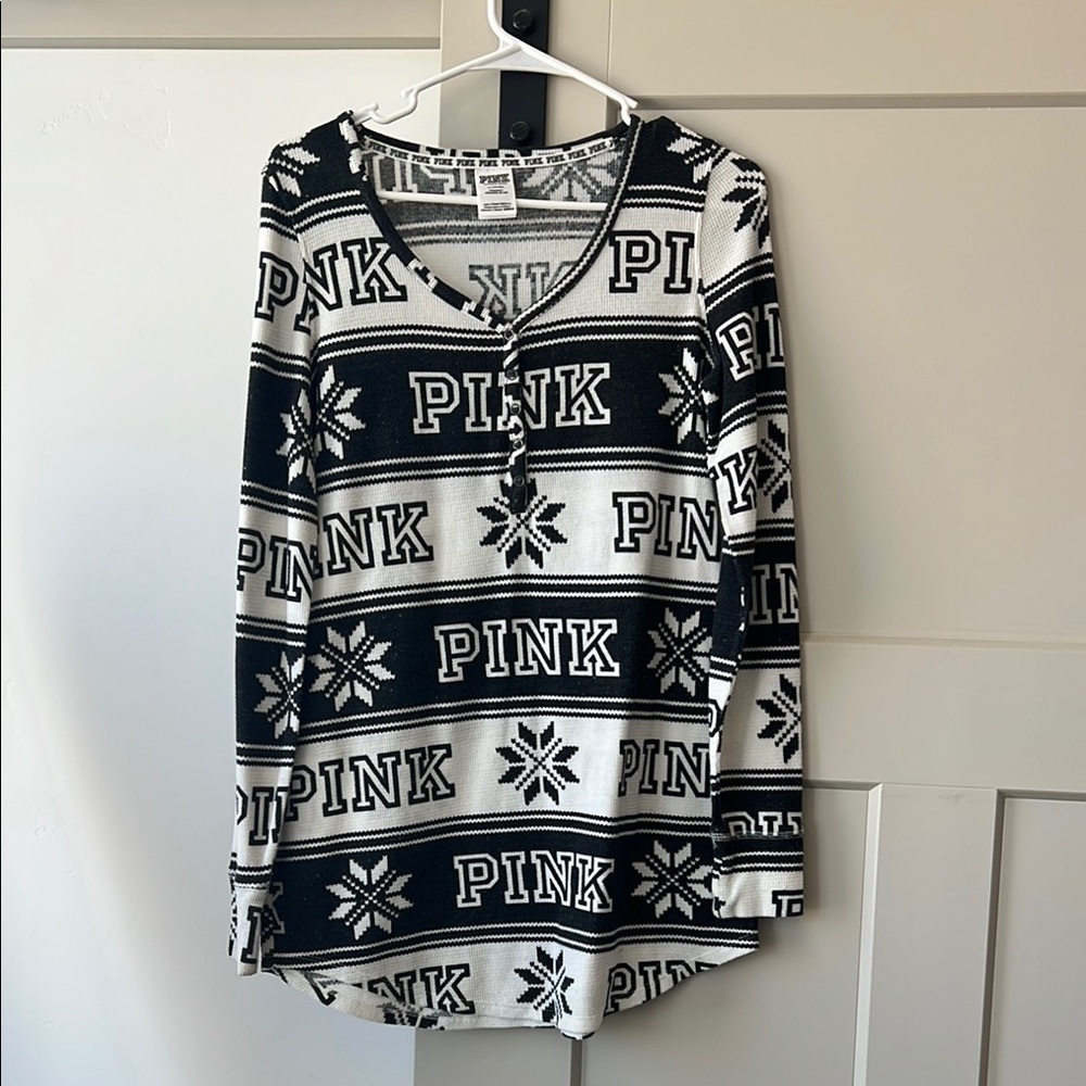 PINK Victoria's Secret Black and White Long Sleeve Tee